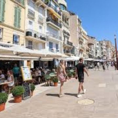 Magnifique 3 Pieces Renove Cannes Centre 'Banane' Avec Veranda ! A2B88 Bagian luar foto