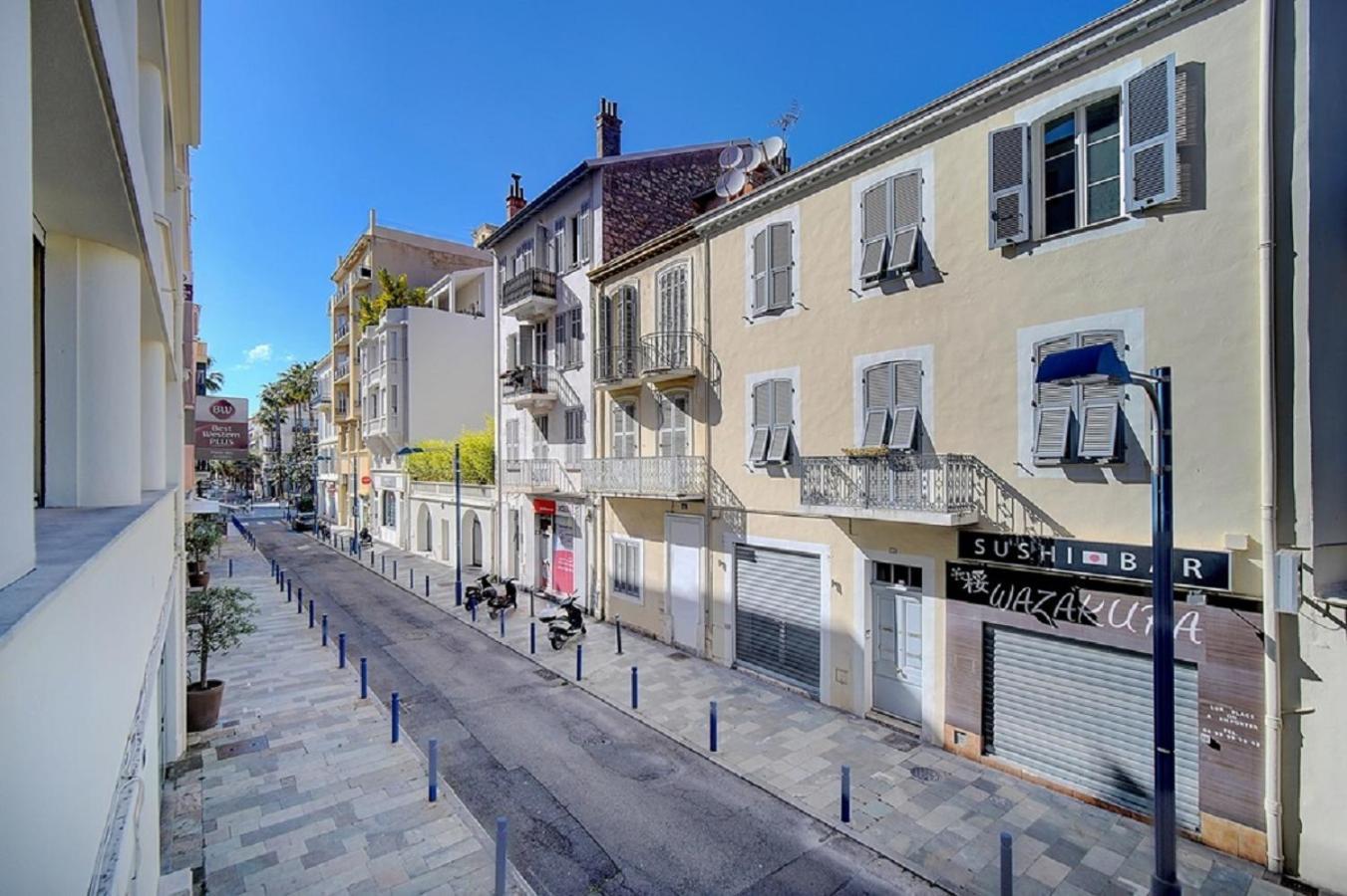 Magnifique 3 Pieces Renove Cannes Centre 'Banane' Avec Veranda ! A2B88 Bagian luar foto