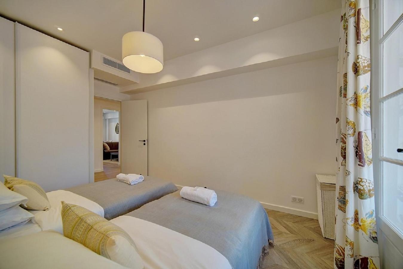 Magnifique 3 Pieces Renove Cannes Centre 'Banane' Avec Veranda ! A2B88 Bagian luar foto