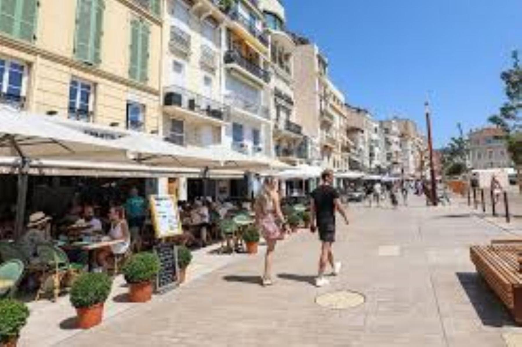 Magnifique 3 Pieces Renove Cannes Centre 'Banane' Avec Veranda ! A2B88 Bagian luar foto
